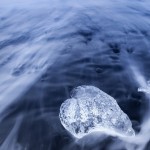 Ice-Waves-iPhone-5-wallpaper-ilikewallpaper_com