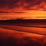 Red-Sunset-Beach-iPhone-5-wallpaper-ilikewallpaper_com
